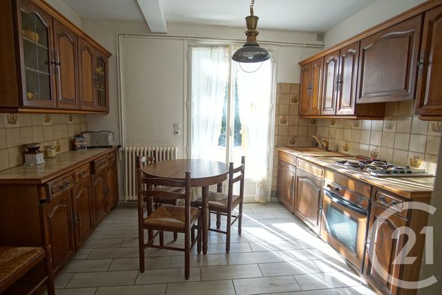 Afficher la photo en grand Maison à vendre - 7 pièces - 217,89 m2 - Choisy Le Roi - 94 - ILE-DE-FRANCE