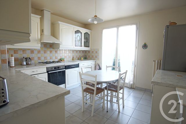 Afficher la photo en grand Maison à vendre - 7 pièces - 217,89 m2 - Choisy Le Roi - 94 - ILE-DE-FRANCE