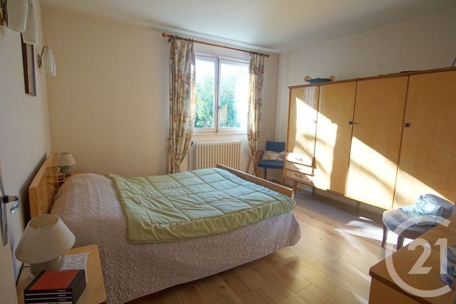 Afficher la photo en grand Maison à vendre - 7 pièces - 217,89 m2 - Choisy Le Roi - 94 - ILE-DE-FRANCE