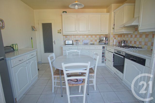 Afficher la photo en grand Maison à vendre - 7 pièces - 217,89 m2 - Choisy Le Roi - 94 - ILE-DE-FRANCE