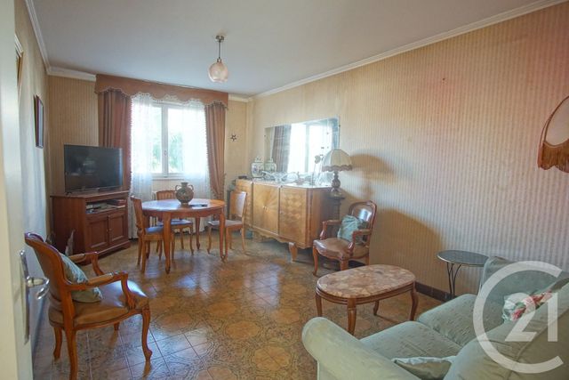 Afficher la photo en grand Maison à vendre - 7 pièces - 217,89 m2 - Choisy Le Roi - 94 - ILE-DE-FRANCE