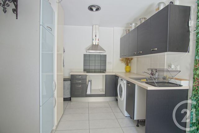 Appartement F3 à vendre - 3 pièces - 62 m2 - Choisy Le Roi - 94 - ILE-DE-FRANCE