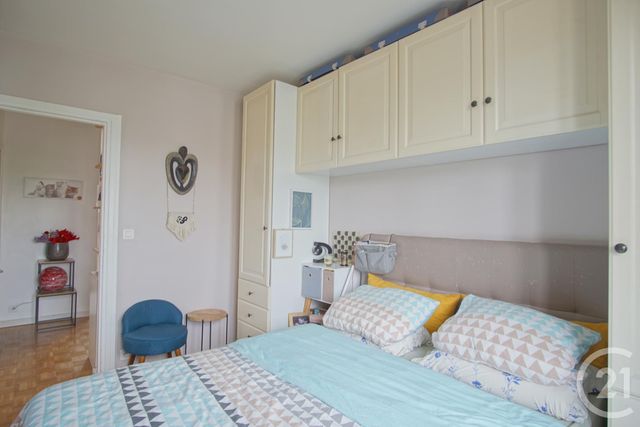 Appartement F5 à vendre - 5 pièces - 81,57 m2 - Choisy Le Roi - 94 - ILE-DE-FRANCE