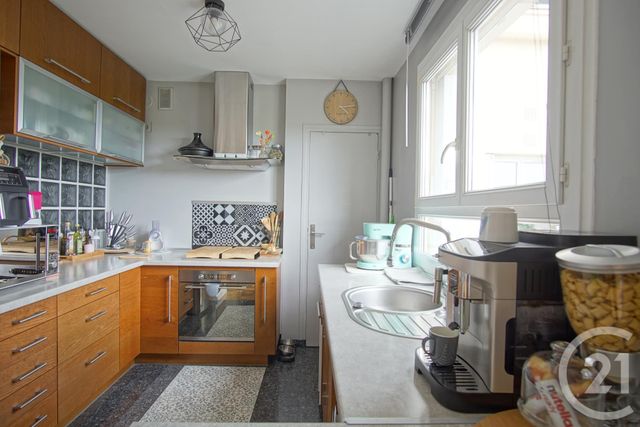 Appartement F5 à vendre - 5 pièces - 81,57 m2 - Choisy Le Roi - 94 - ILE-DE-FRANCE