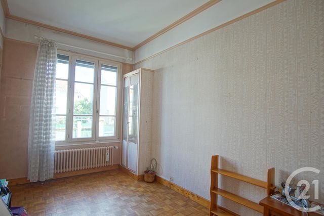 Afficher la photo en grand Maison à vendre - 7 pièces - 150 m2 - Choisy Le Roi - 94 - ILE-DE-FRANCE