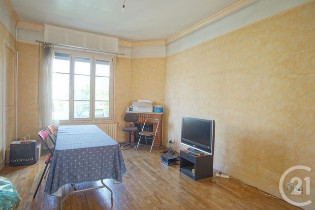 Afficher la photo en grand Maison à vendre - 7 pièces - 150 m2 - Choisy Le Roi - 94 - ILE-DE-FRANCE