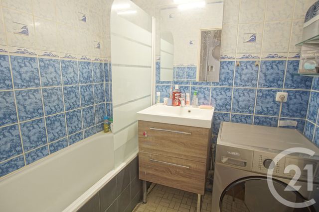 Appartement F2 à vendre - 2 pièces - 52,54 m2 - Choisy Le Roi - 94 - ILE-DE-FRANCE