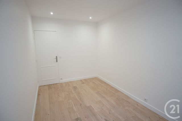 Afficher la photo en grand Appartement F3 à vendre - 3 pièces - 58,12 m2 - Choisy Le Roi - 94 - ILE-DE-FRANCE