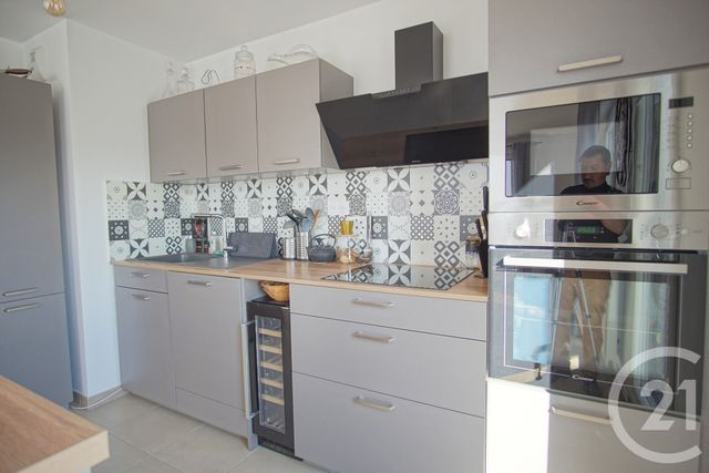 Appartement F5 &agrave; vendre - 5 pi&egrave;ces - 94 m2 - Thiais - 94 - ILE-DE-FRANCE