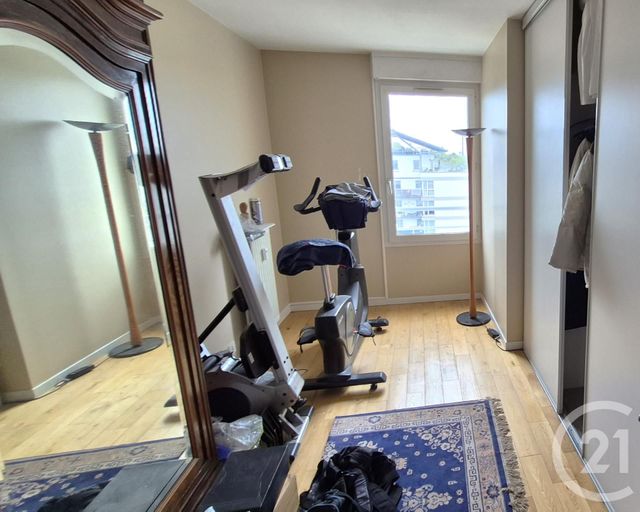 Afficher la photo en grand Appartement F5 à vendre - 5 pièces - 107,50 m2 - Creteil - 94 - ILE-DE-FRANCE