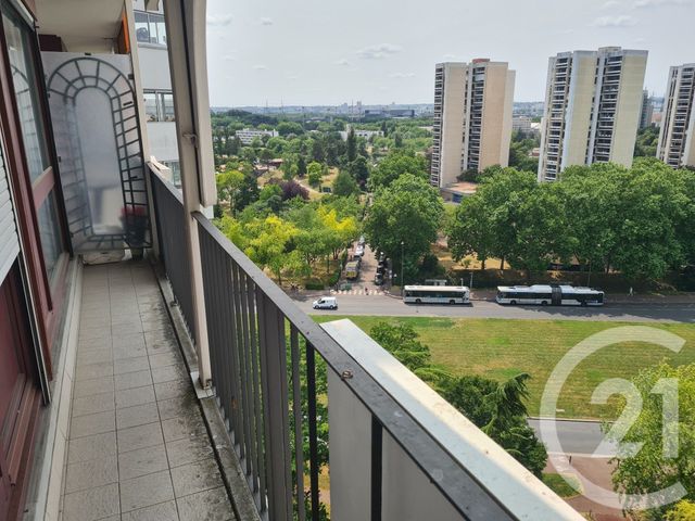 Afficher la photo en grand Appartement F4 à vendre - 4 pièces - 75 m2 - Creteil - 94 - ILE-DE-FRANCE