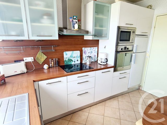 Afficher la photo en grand Appartement F4 à vendre - 4 pièces - 75 m2 - Creteil - 94 - ILE-DE-FRANCE