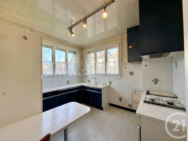 Afficher la photo en grand Maison à vendre - 4 pièces - 91,82 m2 - Creteil - 94 - ILE-DE-FRANCE