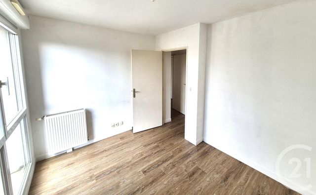 Afficher la photo en grand Appartement F2 à vendre - 2 pièces - 44 m2 - 94 - ILE-DE-FRANCE
