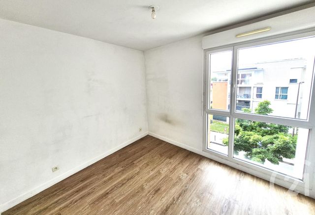 Afficher la photo en grand Appartement F2 à vendre - 2 pièces - 44 m2 - 94 - ILE-DE-FRANCE