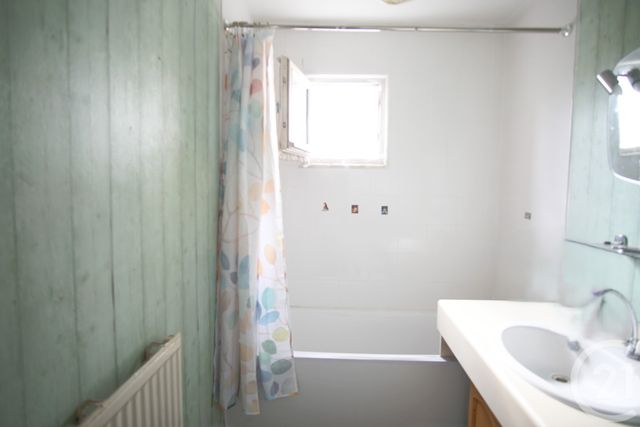 Afficher la photo en grand Appartement F3 à vendre - 3 pièces - 71,09 m2 - Creteil - 94 - ILE-DE-FRANCE