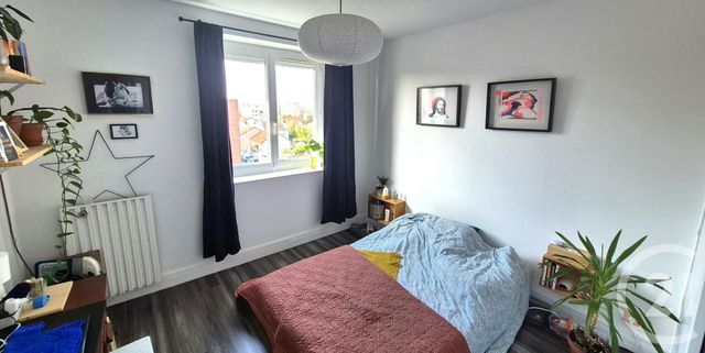 Afficher la photo en grand Appartement F4 à vendre - 4 pièces - 95 m2 - Creteil - 94 - ILE-DE-FRANCE