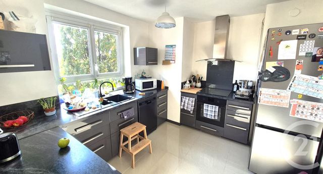 Afficher la photo en grand Appartement F4 à vendre - 4 pièces - 95 m2 - Creteil - 94 - ILE-DE-FRANCE