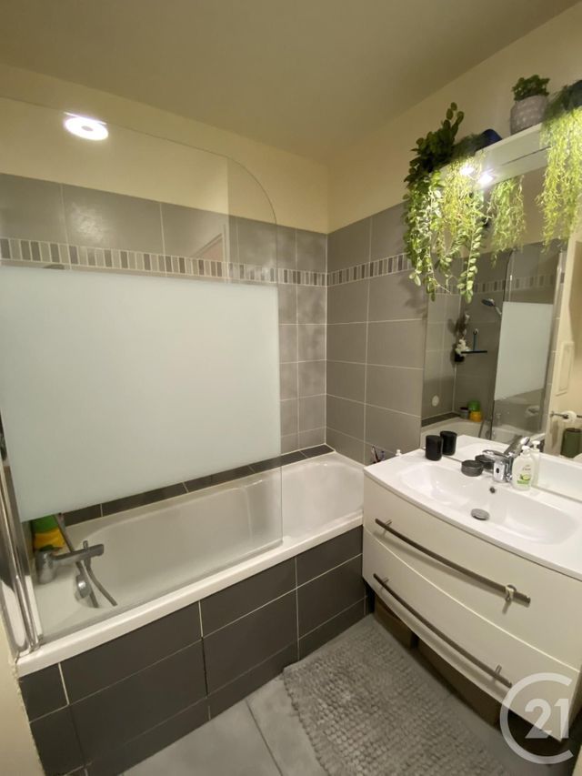 Appartement F3 &agrave; vendre - 3 pi&egrave;ces - 64 m2 - Creteil - 94 - ILE-DE-FRANCE