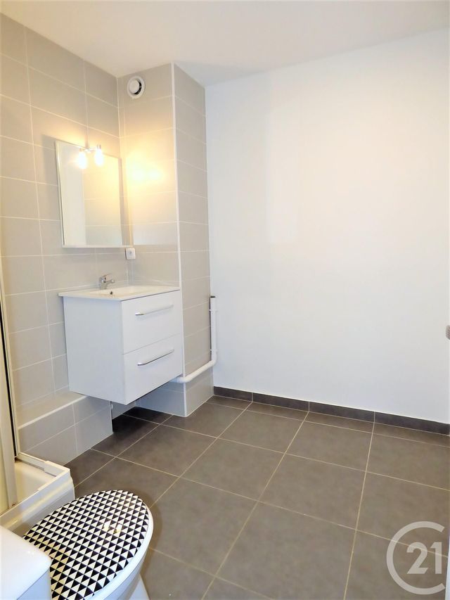 Appartement F1 &agrave; louer - 1 pi&egrave;ce - 30,26 m2 - Thiais - 94 - ILE-DE-FRANCE