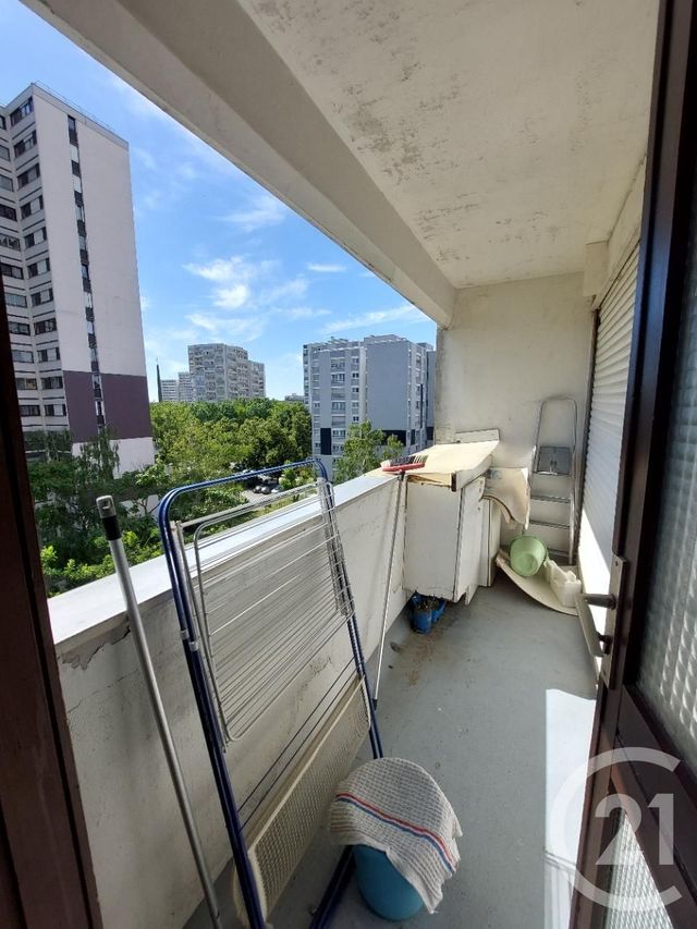 Afficher la photo en grand Appartement F3 à vendre - 3 pièces - 66 m2 - Creteil - 94 - ILE-DE-FRANCE
