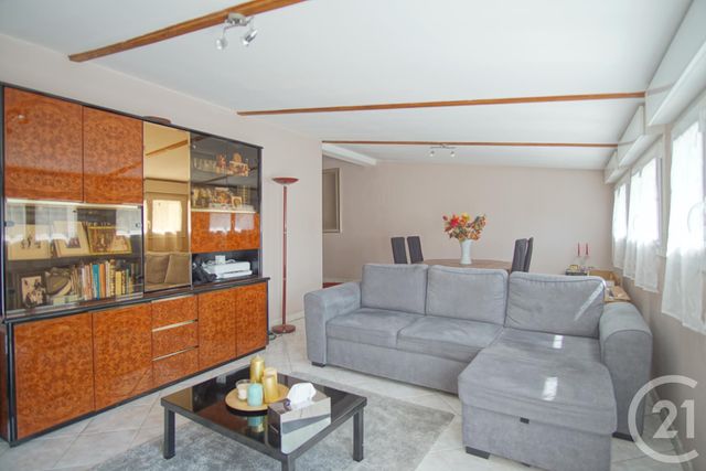 Afficher la photo en grand Maison à vendre - 5 pièces - 105,25 m2 - Creteil - 94 - ILE-DE-FRANCE