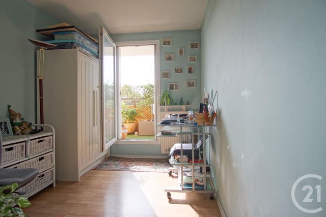 Appartement F4 à vendre - 4 pièces - 76,26 m2 - Bonneuil Sur Marne - 94 - ILE-DE-FRANCE