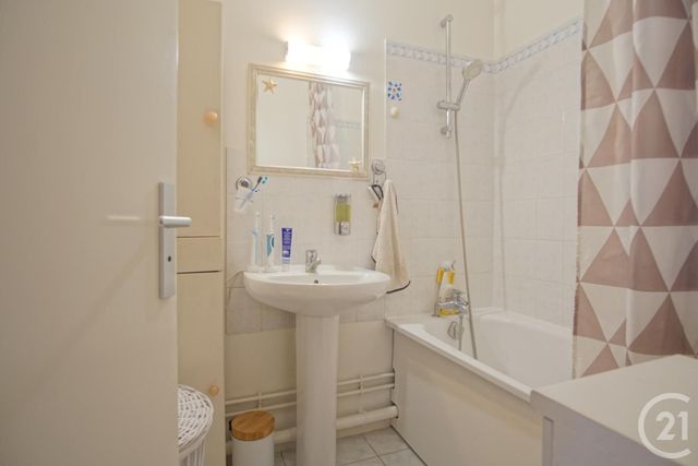 Appartement F4 à vendre - 4 pièces - 76,26 m2 - Bonneuil Sur Marne - 94 - ILE-DE-FRANCE