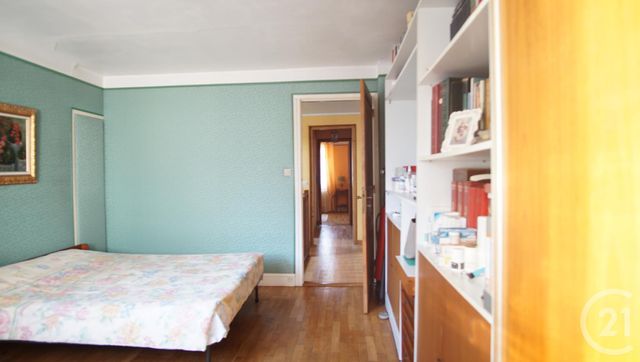 Afficher la photo en grand Maison à vendre - 5 pièces - 101,66 m2 - Creteil - 94 - ILE-DE-FRANCE