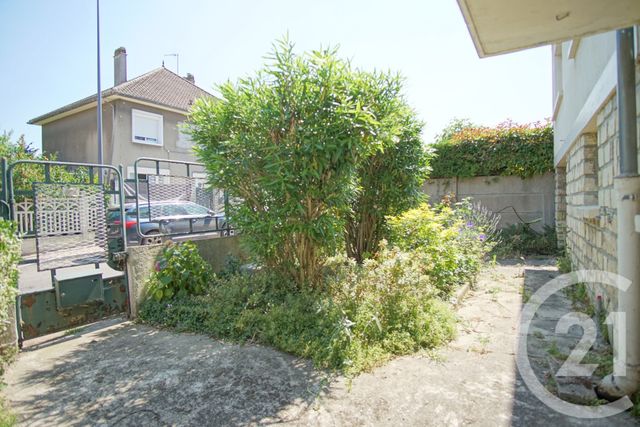 Maison à vendre - 7 pièces - 137,46 m2 - Bonneuil Sur Marne - 94 - ILE-DE-FRANCE