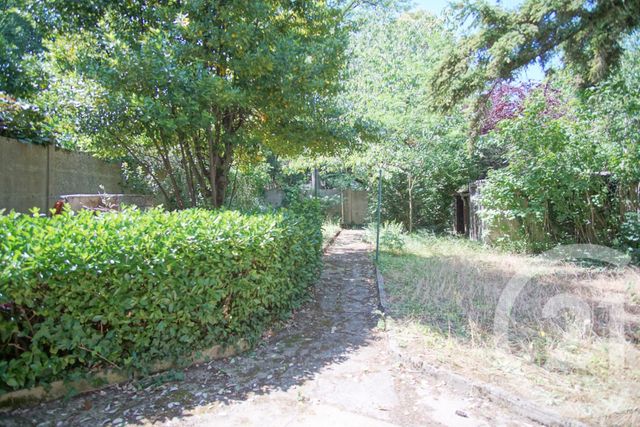 Maison à vendre - 7 pièces - 137,46 m2 - Bonneuil Sur Marne - 94 - ILE-DE-FRANCE