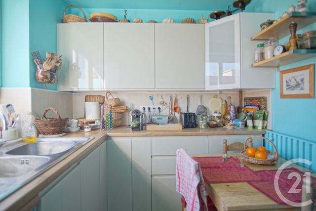 Afficher la photo en grand Appartement F4 à vendre - 4 pièces - 94,77 m2 - Creteil - 94 - ILE-DE-FRANCE