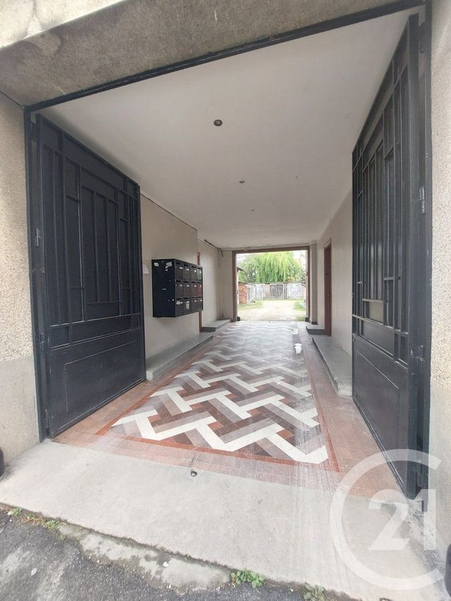 Appartement F3 &agrave; louer - 3 pi&egrave;ces - 47,22 m2 - Choisy Le Roi - 94 - ILE-DE-FRANCE