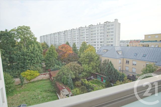 Appartement F4 &agrave; louer - 4 pi&egrave;ces - 81,17 m2 - Choisy Le Roi - 94 - ILE-DE-FRANCE