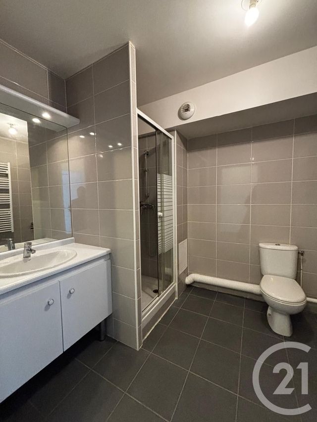Appartement Studio &agrave; louer - 1 pi&egrave;ce - 26,50 m2 - Choisy Le Roi - 94 - ILE-DE-FRANCE
