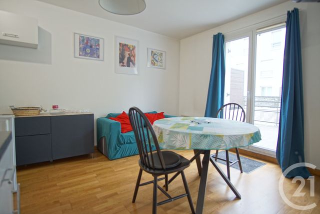 Appartement F1 &agrave; louer - 1 pi&egrave;ce - 32,40 m2 - Villeneuve Le Roi - 94 - ILE-DE-FRANCE