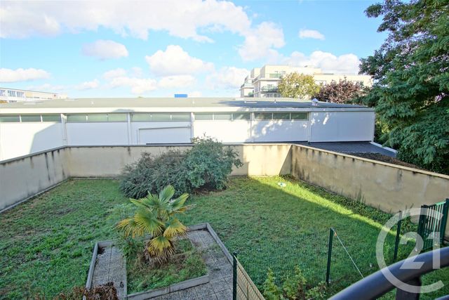 Appartement F1 &agrave; louer - 1 pi&egrave;ce - 21,30 m2 - Choisy Le Roi - 94 - ILE-DE-FRANCE
