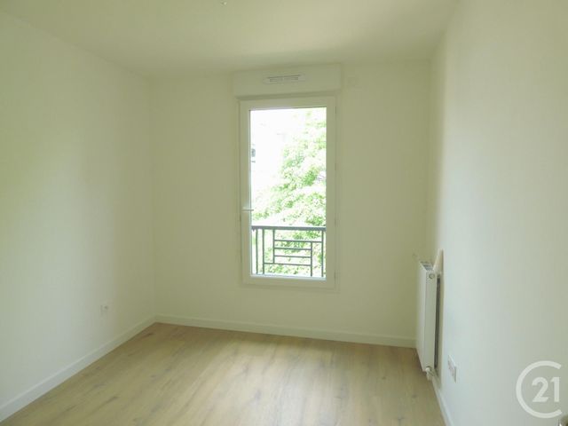 Appartement F3 &agrave; louer - 3 pi&egrave;ces - 60,95 m2 - Thiais - 94 - ILE-DE-FRANCE