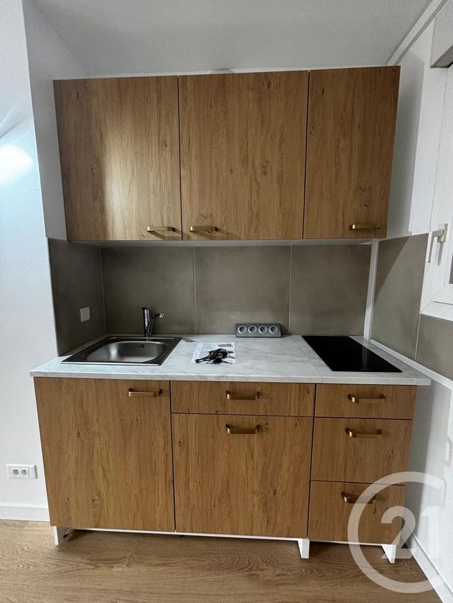 Appartement Studio &agrave; louer - 1 pi&egrave;ce - 25,78 m2 - Choisy Le Roi - 94 - ILE-DE-FRANCE
