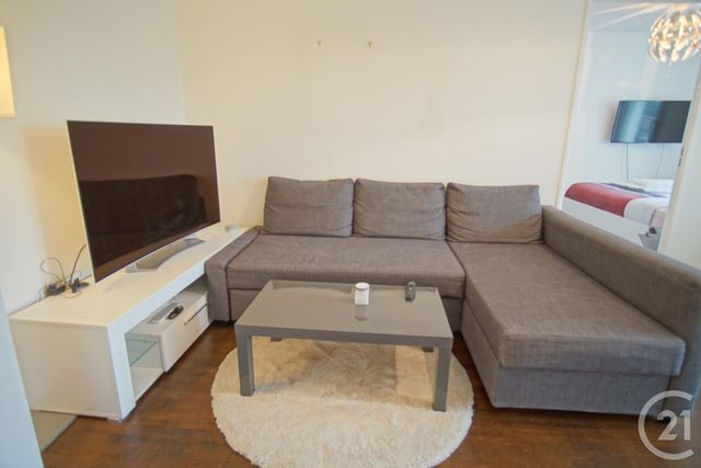 Appartement F2 &agrave; louer - 2 pi&egrave;ces - 43,82 m2 - Fresnes - 94 - ILE-DE-FRANCE