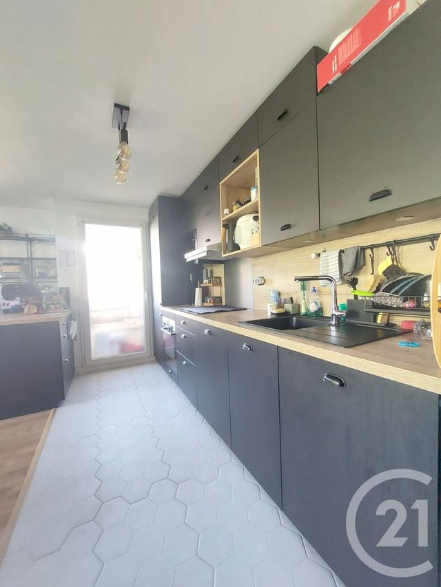 Appartement F4 &agrave; louer - 4 pi&egrave;ces - 76,10 m2 - Creteil - 94 - ILE-DE-FRANCE
