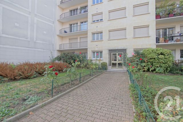 Appartement F3 &agrave; louer - 3 pi&egrave;ces - 75,65 m2 - Alfortville - 94 - ILE-DE-FRANCE