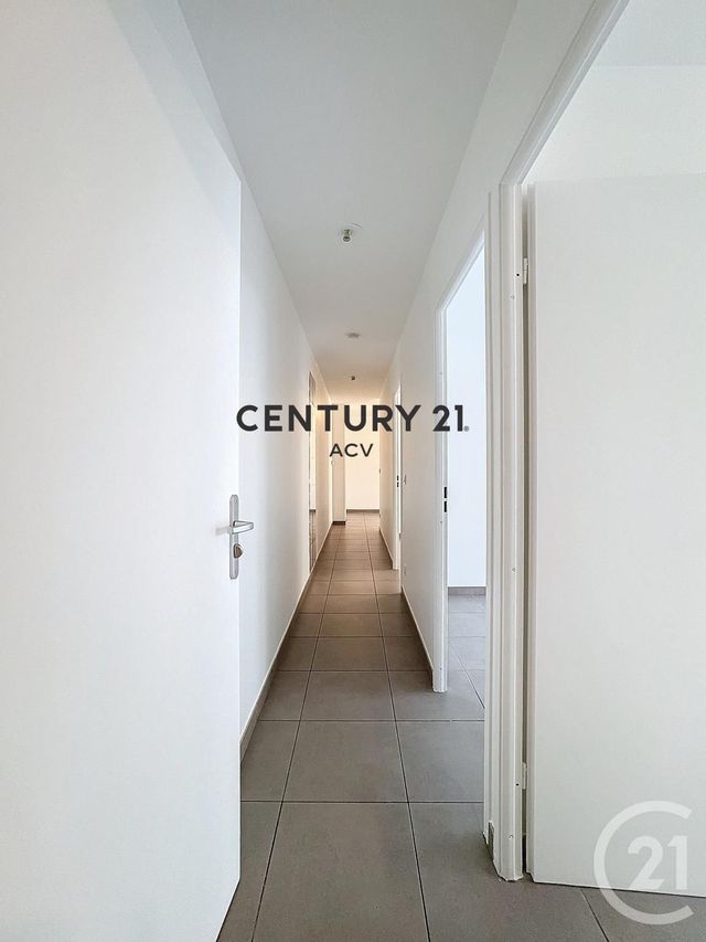 Afficher la photo en grand Appartement F4 à vendre - 4 pièces - 60,11 m2 - Choisy Le Roi - 94 - ILE-DE-FRANCE