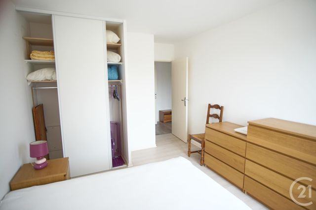 Afficher la photo en grand Appartement F3 à louer - 3 pièces - 62,01 m2 - Creteil - 94 - ILE-DE-FRANCE