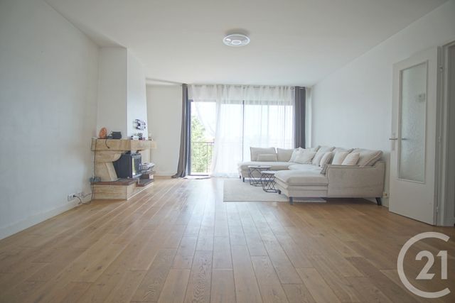 Afficher la photo en grand Appartement F4 à louer - 4 pièces - 112,22 m2 - Choisy Le Roi - 94 - ILE-DE-FRANCE