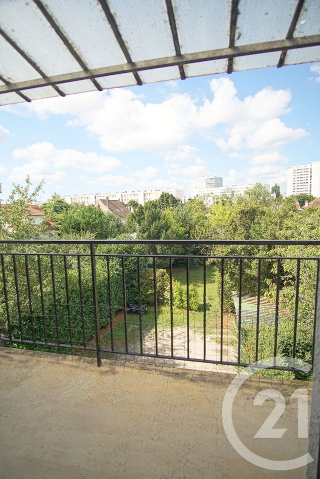 Afficher la photo en grand Appartement F4 à louer - 4 pièces - 112,22 m2 - Choisy Le Roi - 94 - ILE-DE-FRANCE