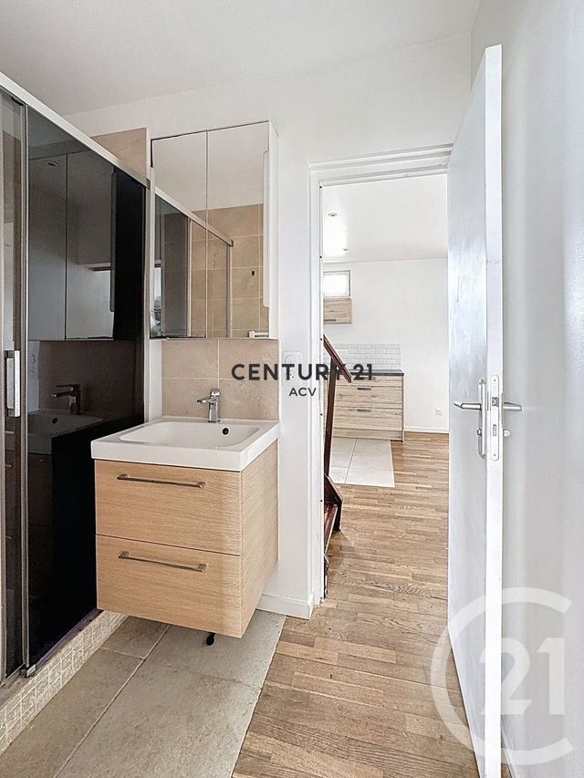 Afficher la photo en grand Appartement Duplex à vendre - 3 pièces - 44,02 m2 - Villejuif - 94 - ILE-DE-FRANCE