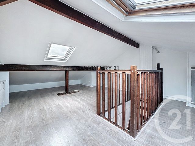 Afficher la photo en grand Appartement Duplex à vendre - 3 pièces - 44,02 m2 - Villejuif - 94 - ILE-DE-FRANCE