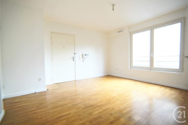 Afficher la photo en grand Appartement F1 à louer - 1 pièce - 24,87 m2 - Thiais - 94 - ILE-DE-FRANCE