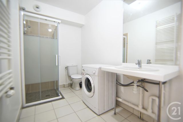 Afficher la photo en grand Appartement F1 à louer - 1 pièce - 24,87 m2 - Thiais - 94 - ILE-DE-FRANCE